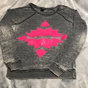 Size Small Women’s Pullover Distressed Top. GUC!